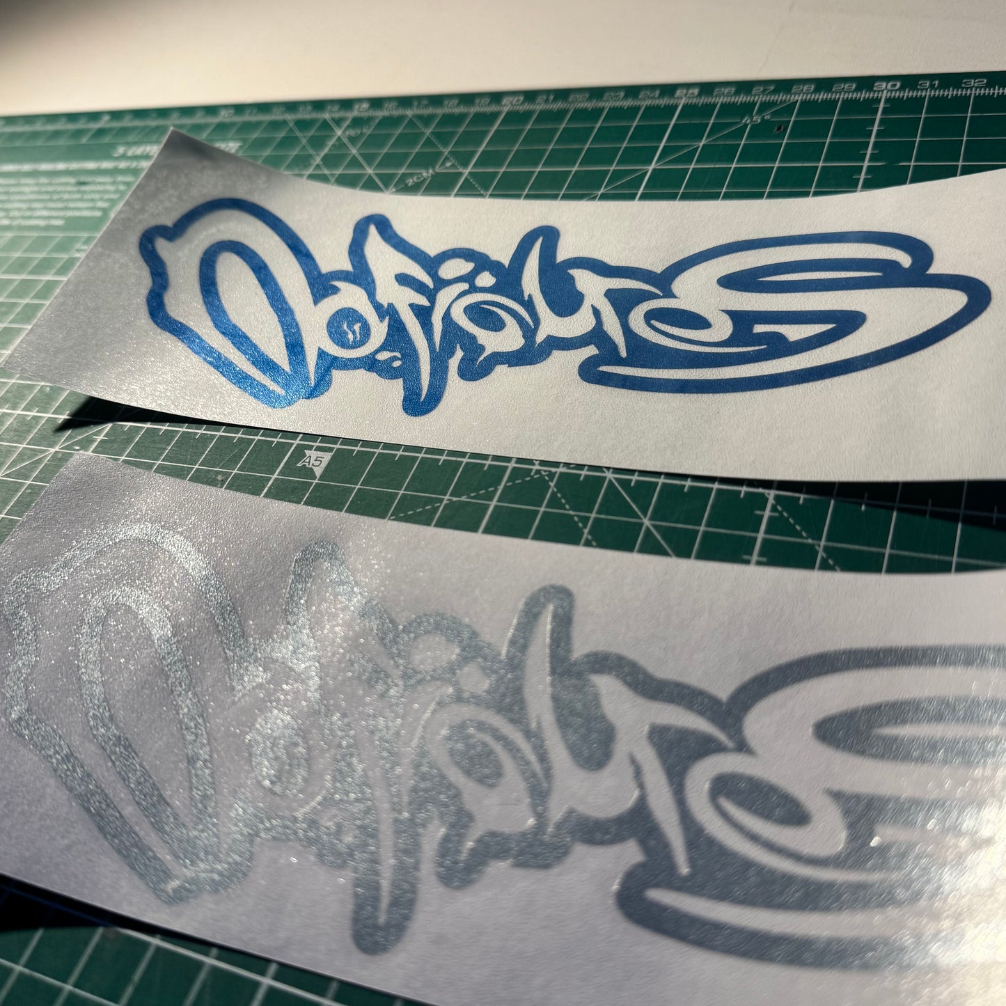 no.figures.v3.VINYL