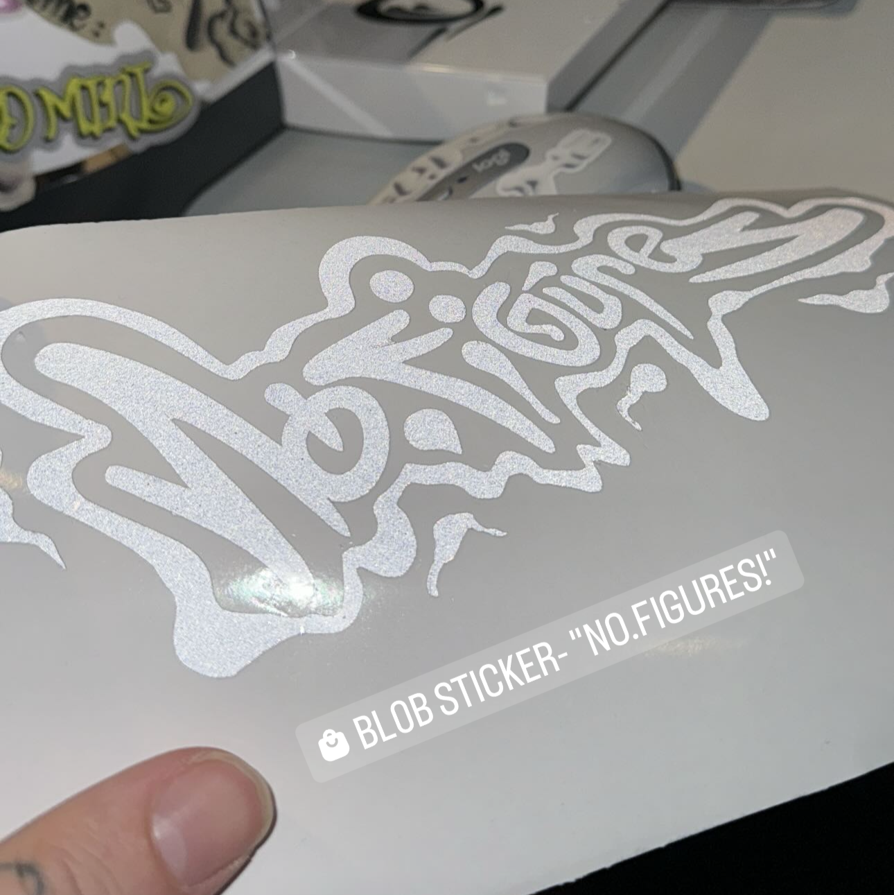 Bl0b.STICKER